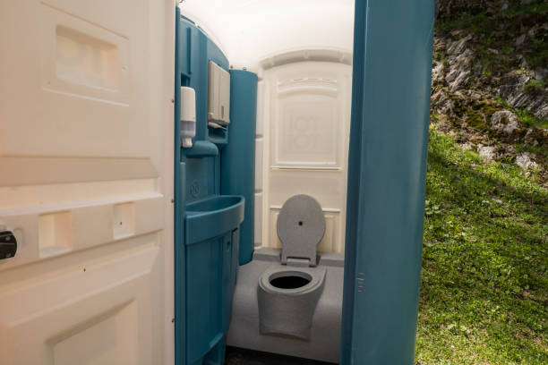 Best Luxury portable toilet rental  in Sullivan, IN